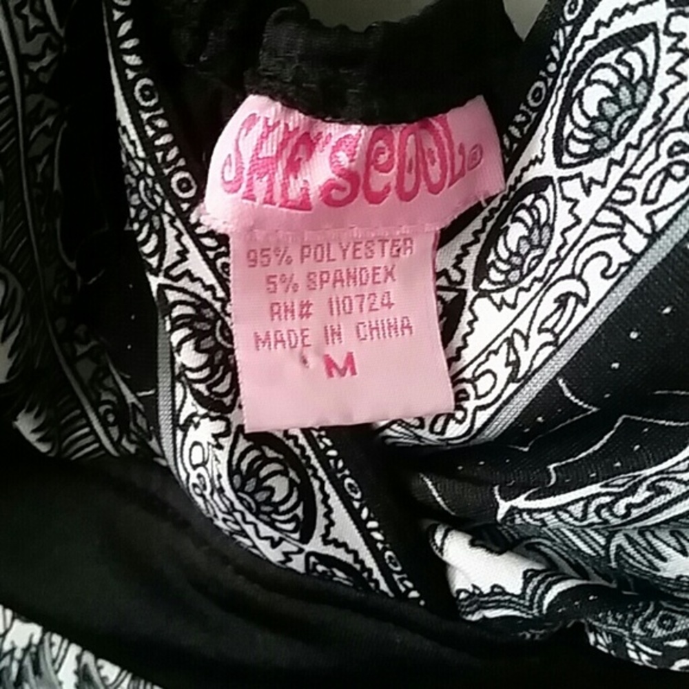 She's Cool NWOT - Picture 2 of 4